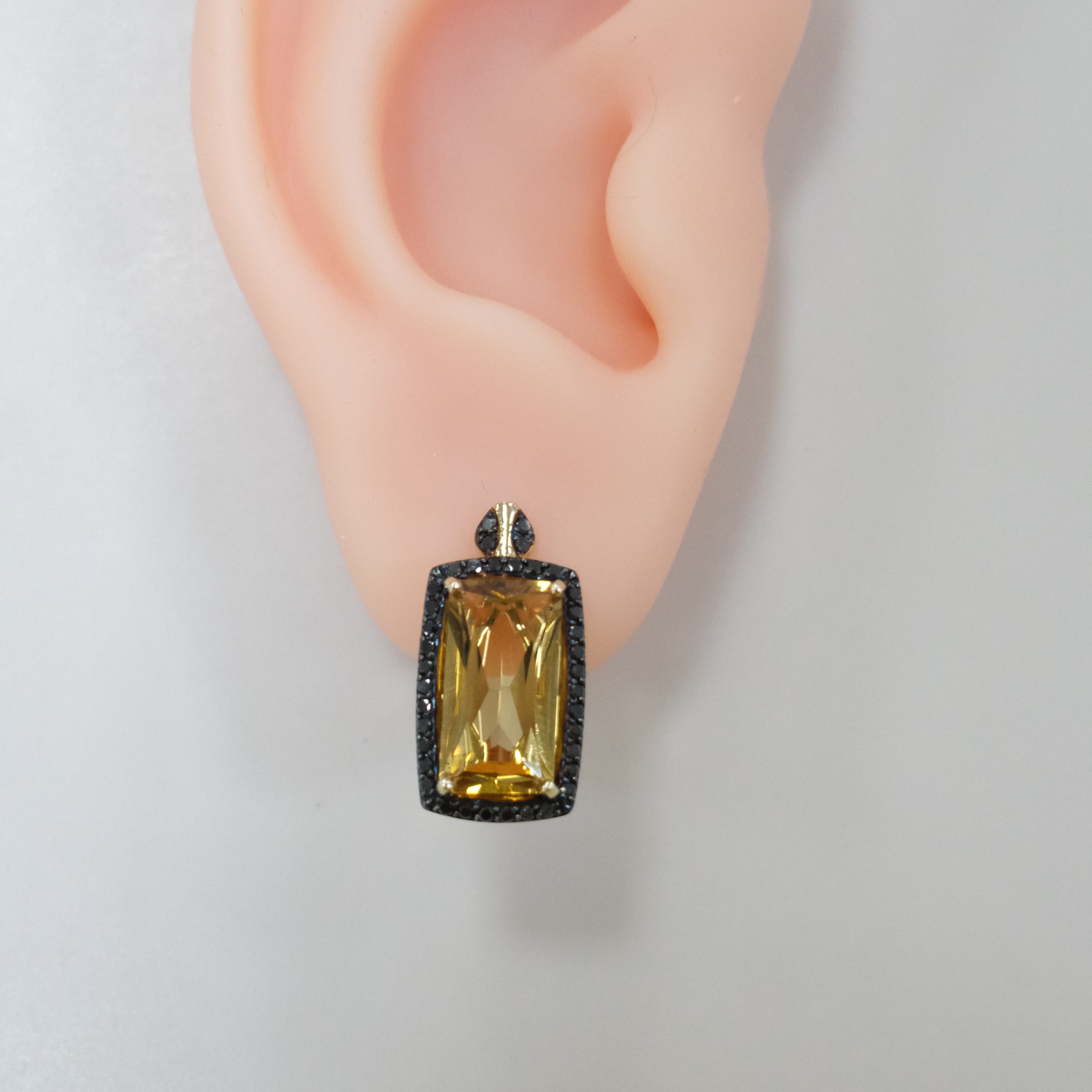 Серьги из желтого золота с цитринами